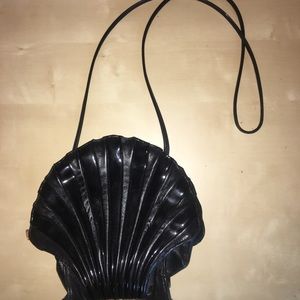 Vintage Black Patent Seashell Purse Crossbody Brio